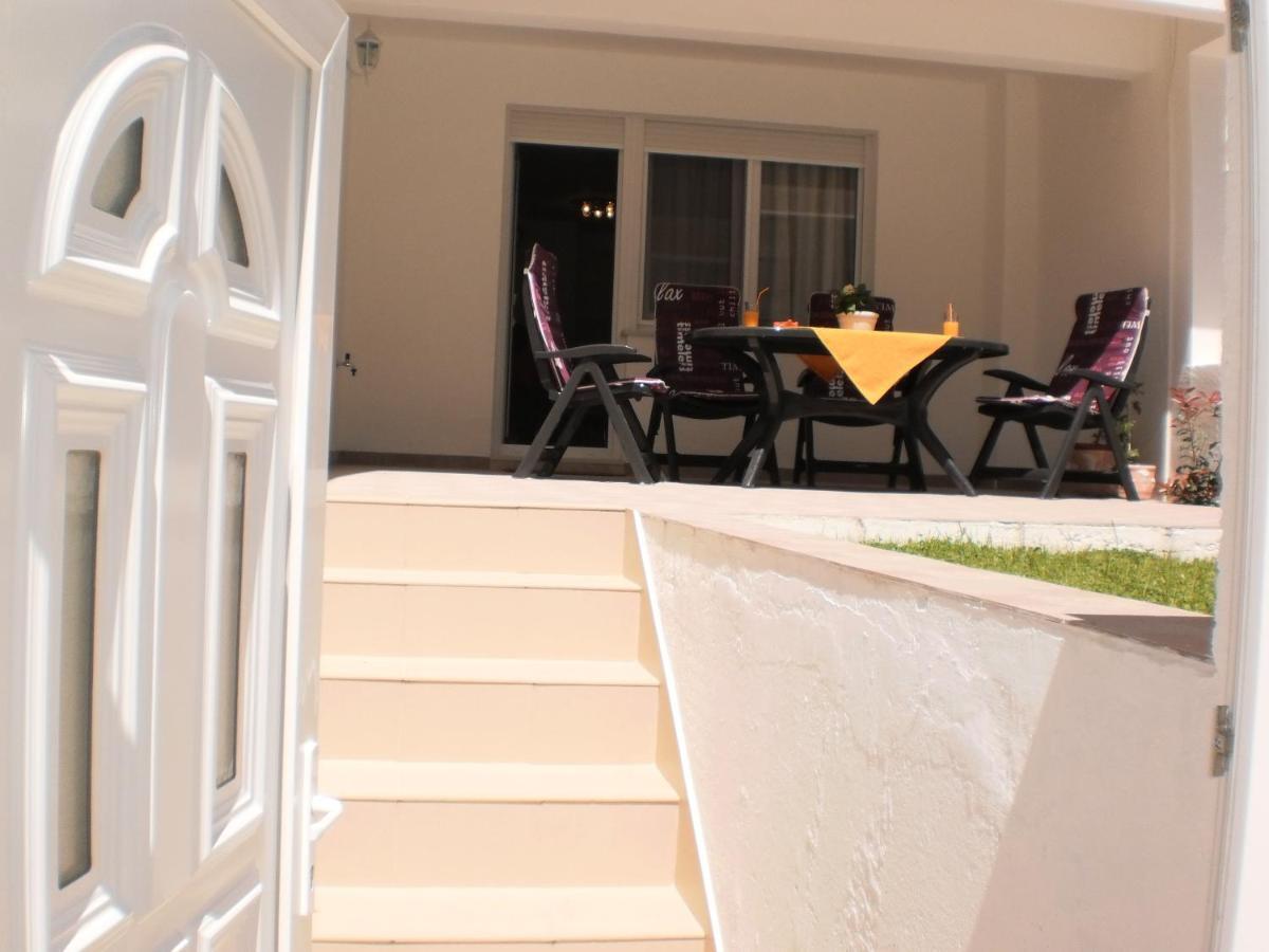 Apartment Lana Omiš Εξωτερικό φωτογραφία