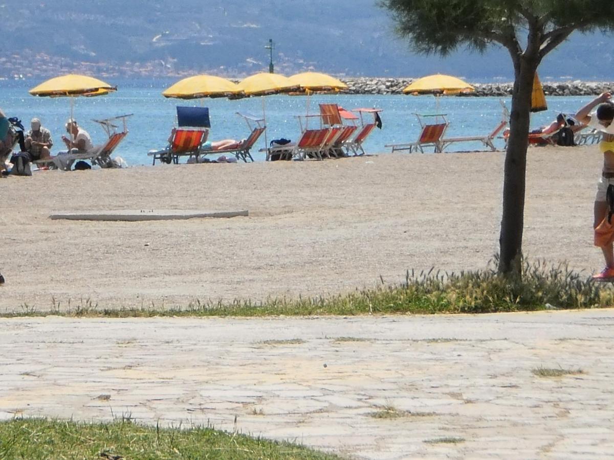 Apartment Lana Omiš Εξωτερικό φωτογραφία
